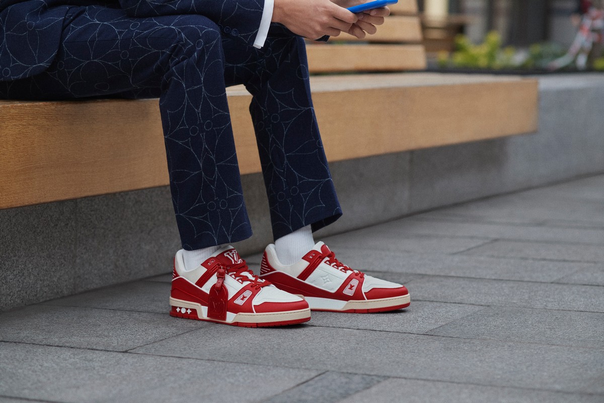 Louis Vuitton sneaker Trainer Red AIDS