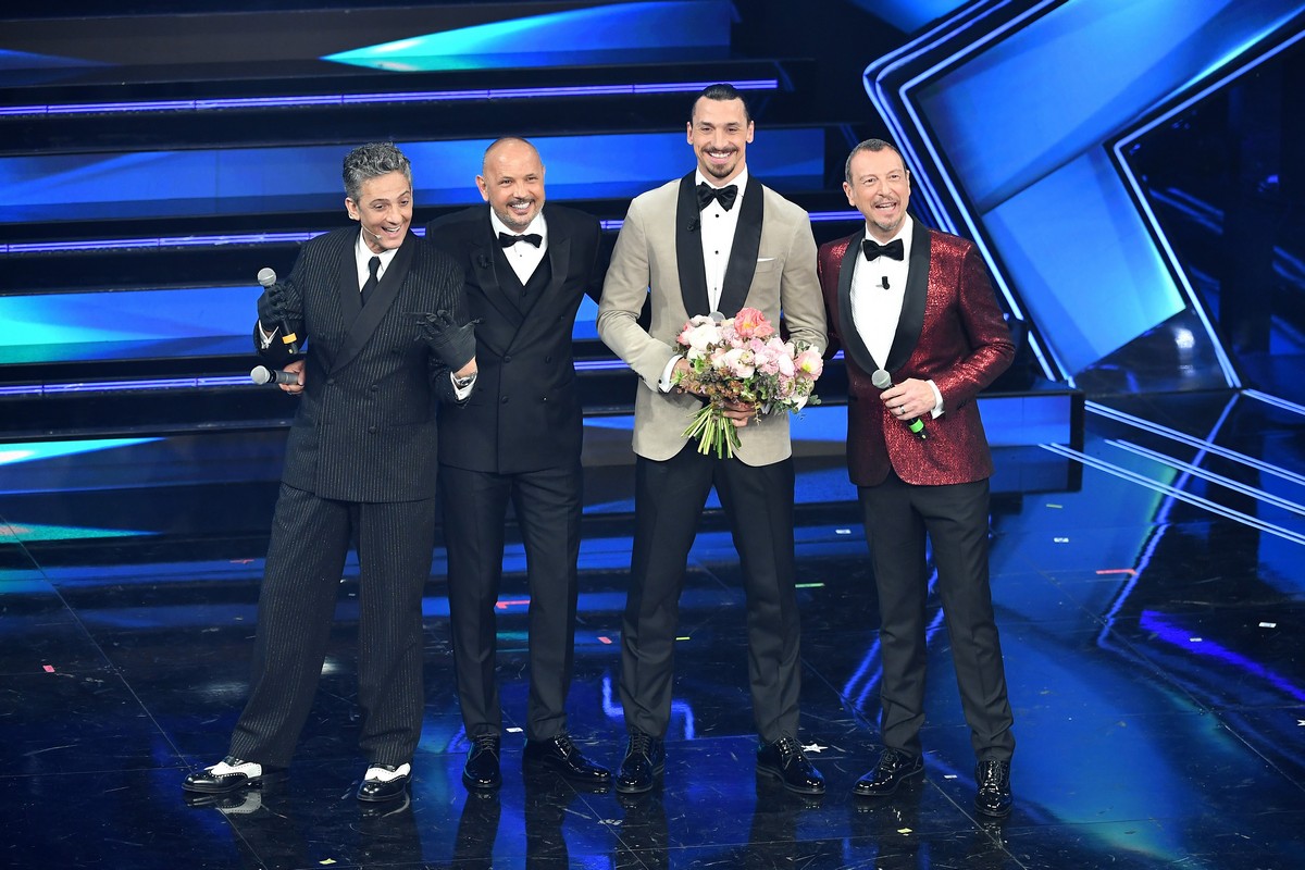 Sanremo 2021 look terza serata