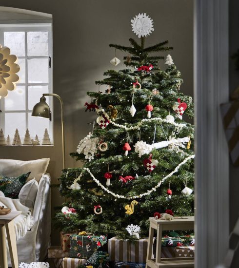 Come decorare la casa con le collezioni di Natale Ikea 2024