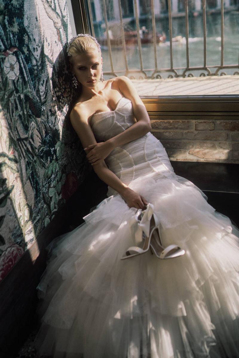 Abiti da sposa Elisabetta Franchi per Pronovias