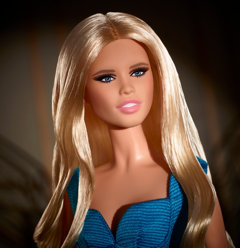 Barbie Signature Claudia Schiffer