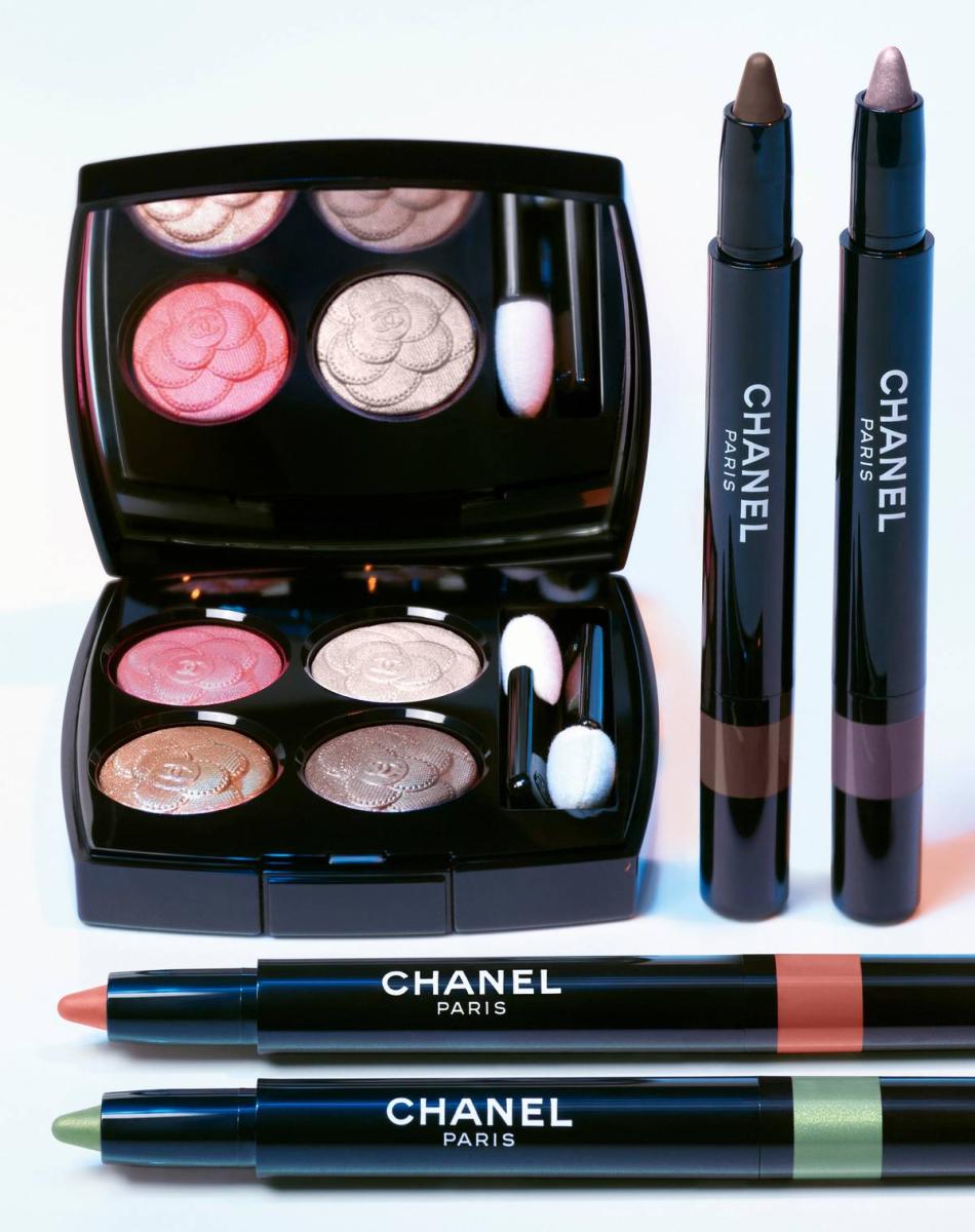 Chanel Camélia Futura make-up 2025