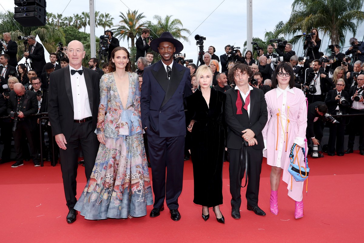 Festival Cannes 2024 red carpet Cerimonia Apertura