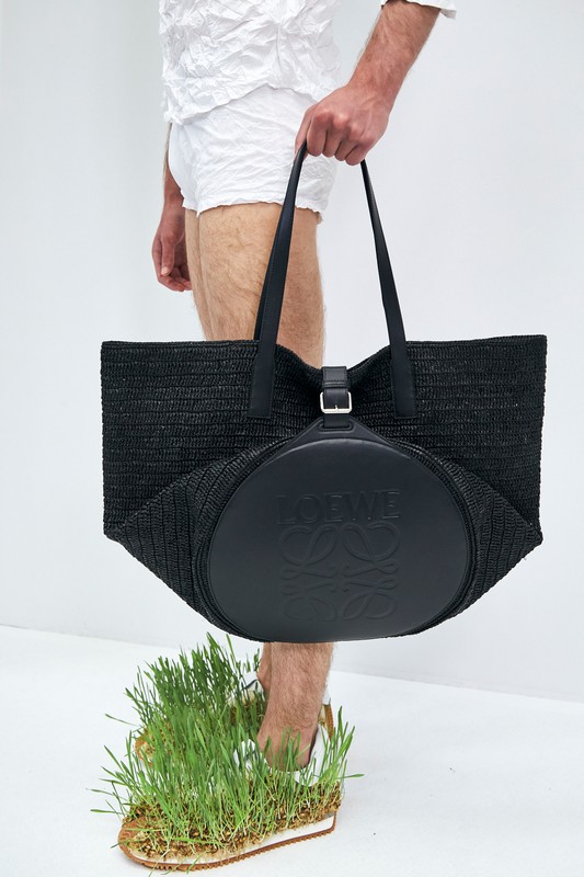 Loewe Uomo primavera estate 2023