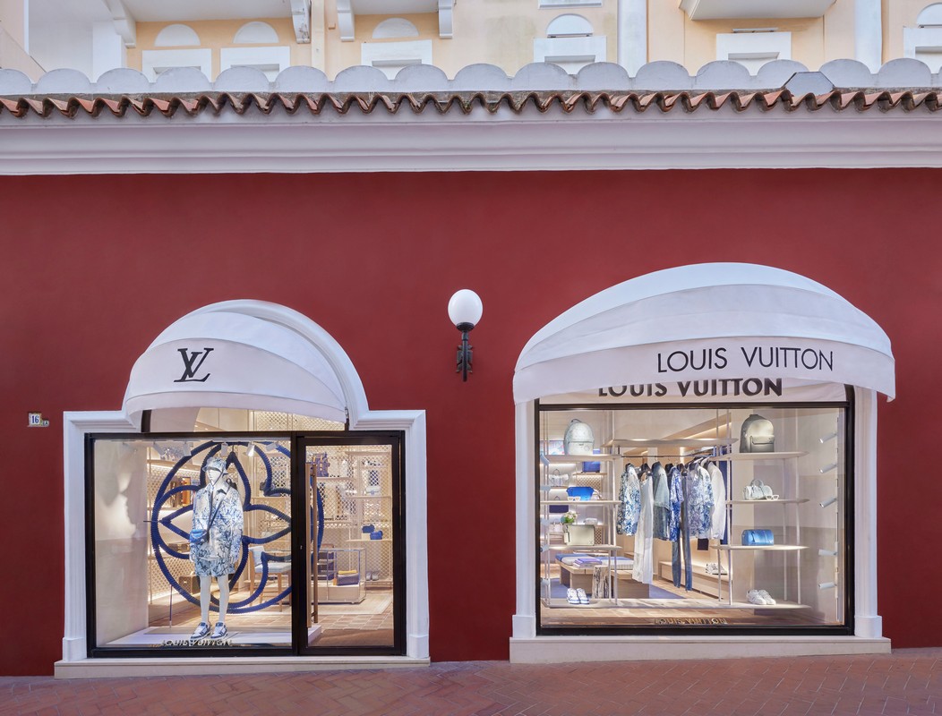 Louis Vuitton LV By the Pool 2024