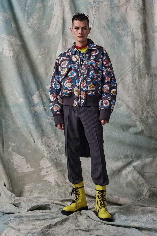 Moschino Uomo Pre-Fall 2023