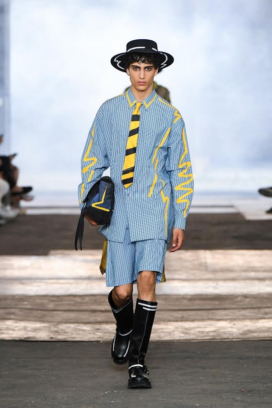 Moschino Uomo primavera estate 2023