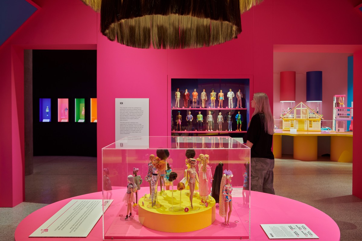 Mostra Barbie The Exhibition Londra