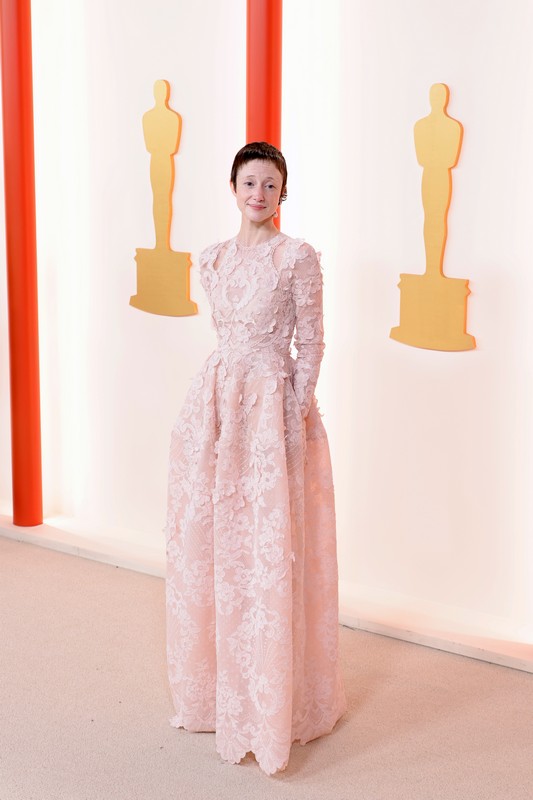 Oscar 2023 red carpet look