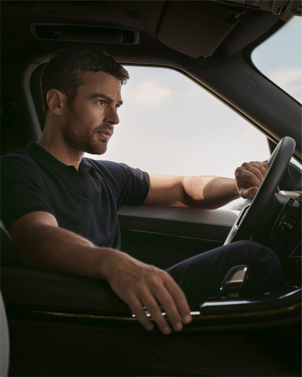 Theo James Range Rover Sport