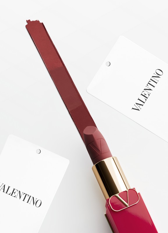 Valentino Beauty Born in Rosso