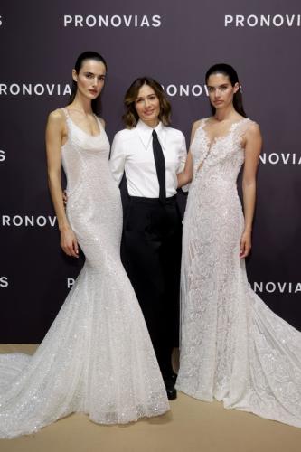 Abiti da sposa 2024 Atelier Pronovias