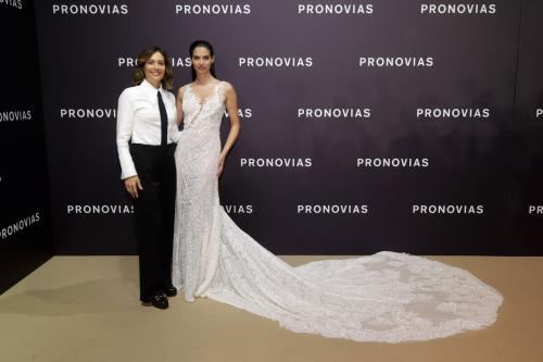 Abiti da sposa 2024 Atelier Pronovias