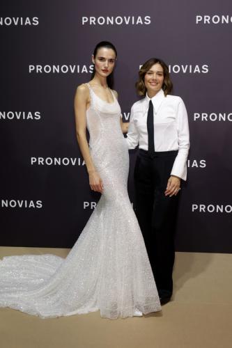 Abiti da sposa 2024 Atelier Pronovias