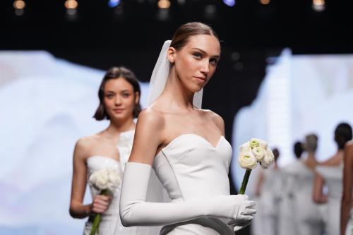 Abiti da sposa Chiara Boni 2024