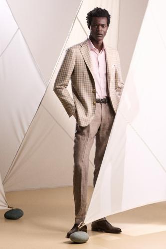 Kiton Uomo primavera estate 2025