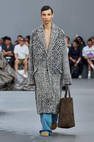 Loewe Uomo primavera estate 2024