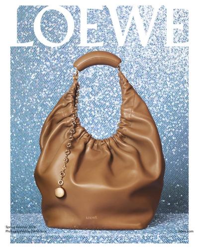 Loewe campagna Donna primavera estate 2024