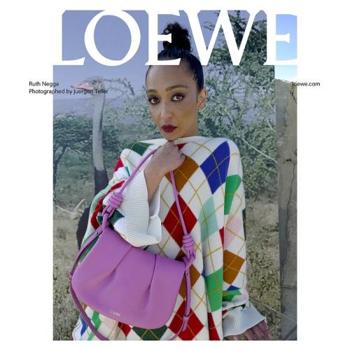 Loewe campagna pre-collezione autunno inverno 2023