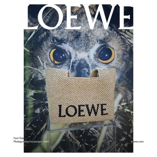 Loewe campagna pre-collezione autunno inverno 2023