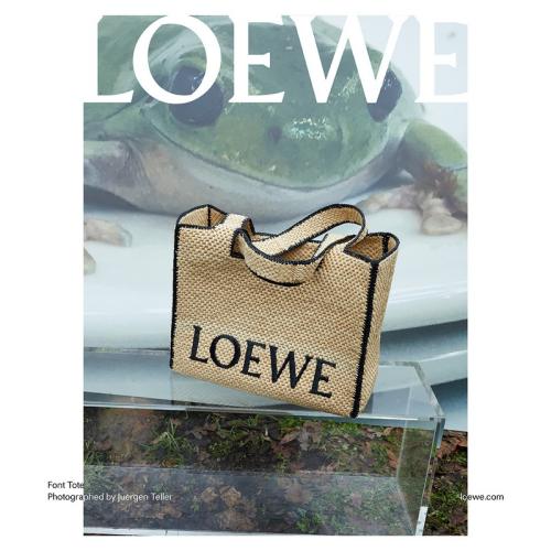 Loewe campagna pre-collezione autunno inverno 2023