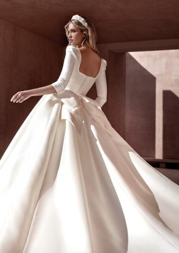 Pronovias abiti da sposa 2024