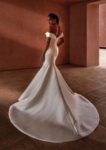 Pronovias abiti da sposa 2024