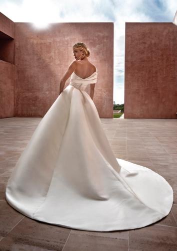 Pronovias abiti da sposa 2024