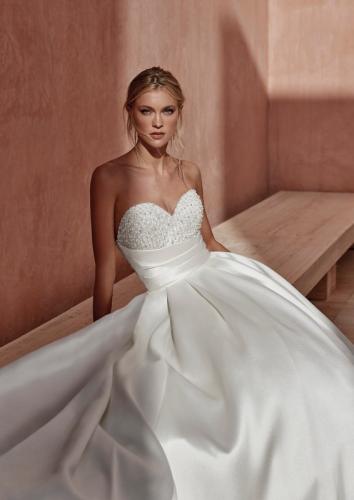 Pronovias abiti da sposa 2024