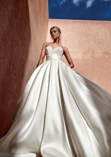 Pronovias abiti da sposa 2024