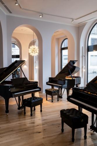 Steinway  Sons Milano