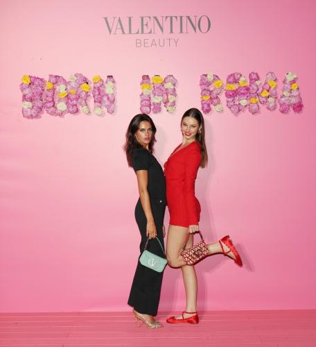 Valentino Beauty Born in Roma beach party